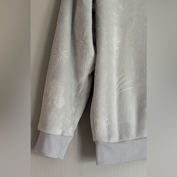 Disney Mickey Mouse Gray Fleece Sweatshirt Small - Picture 3 of 9